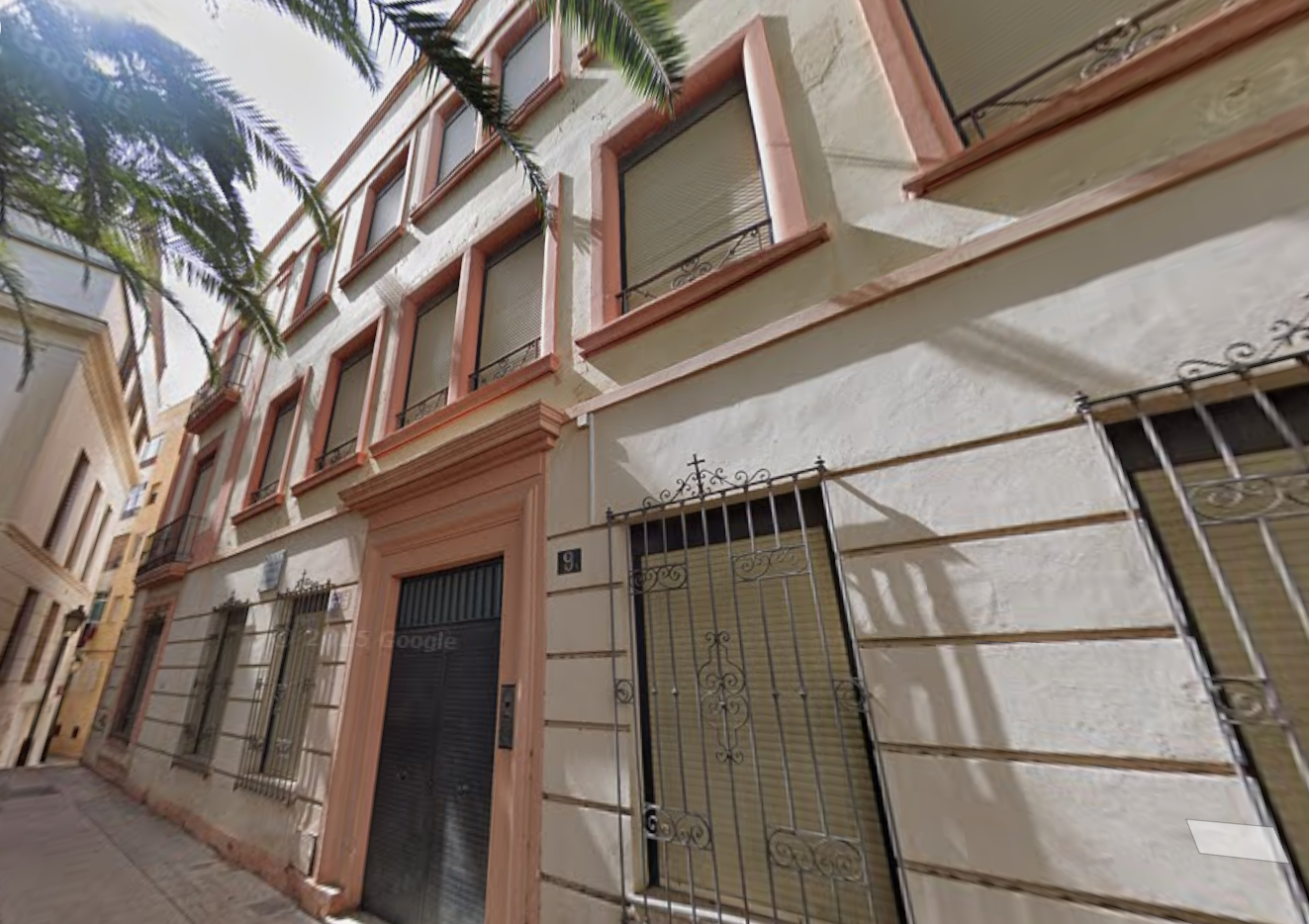 Edificio en Plaza Bendicho, 9. Almería